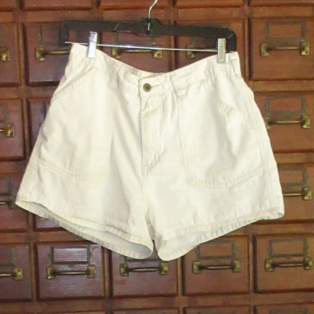 UNIONBAY Beige Cotton Shorts Size 11